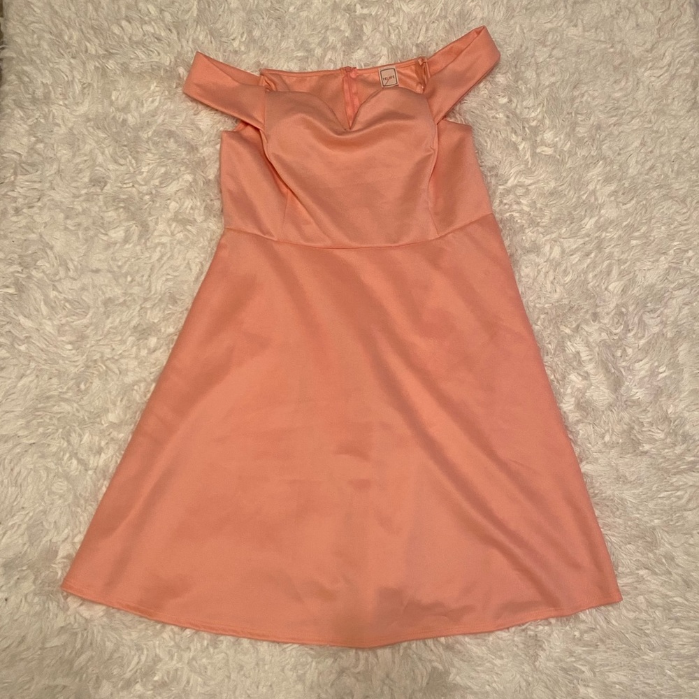 Perfectly Priscilla off the shoulder pink dress - Picture 6 of 6